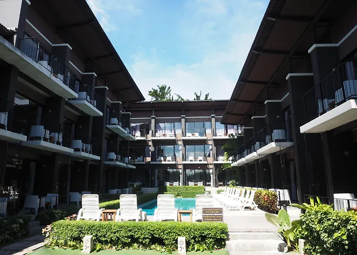 La Lune Beach Resort